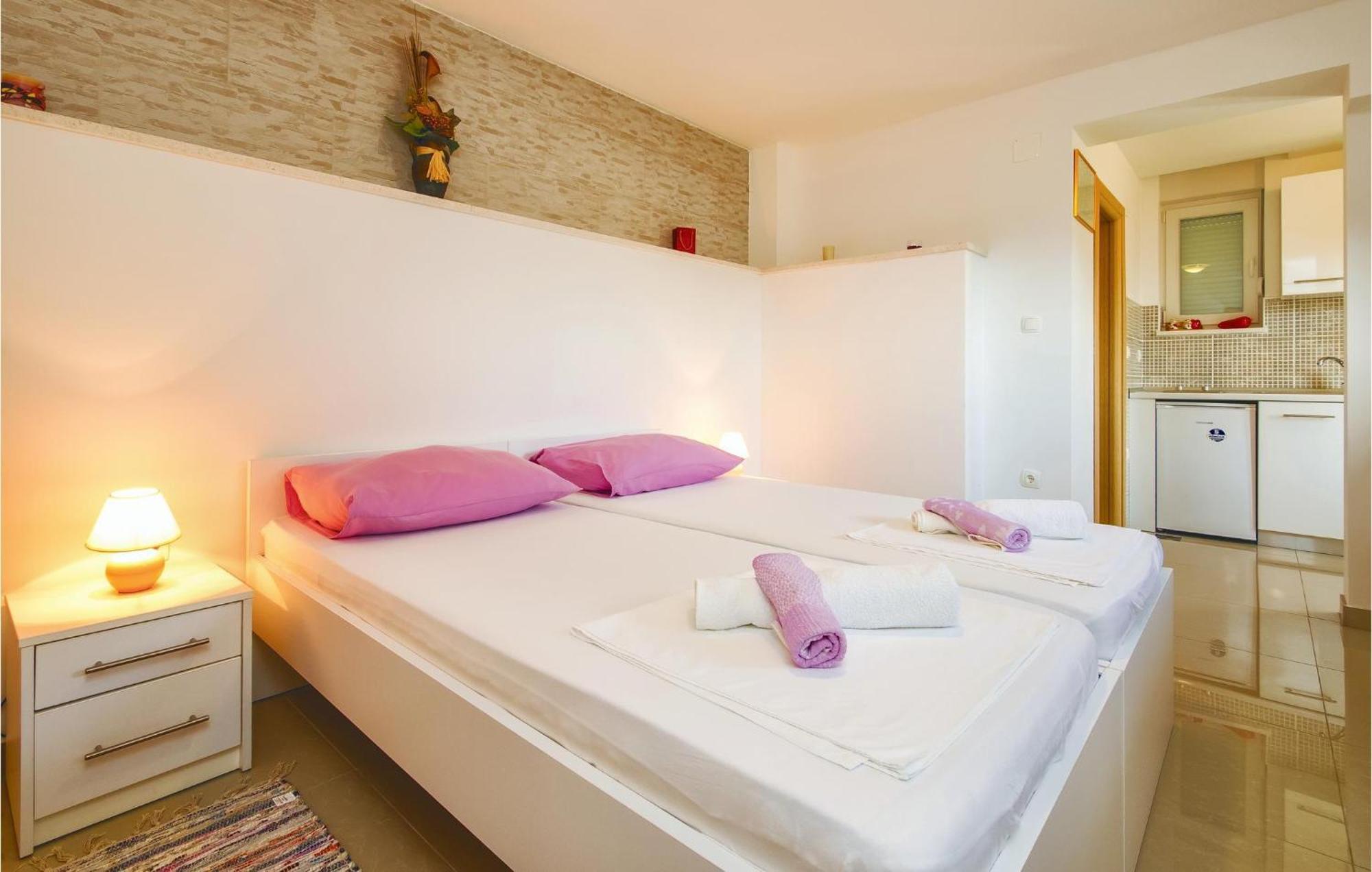 Nice Apartment In Mali Rat With Wifi Sumpetar Ngoại thất bức ảnh