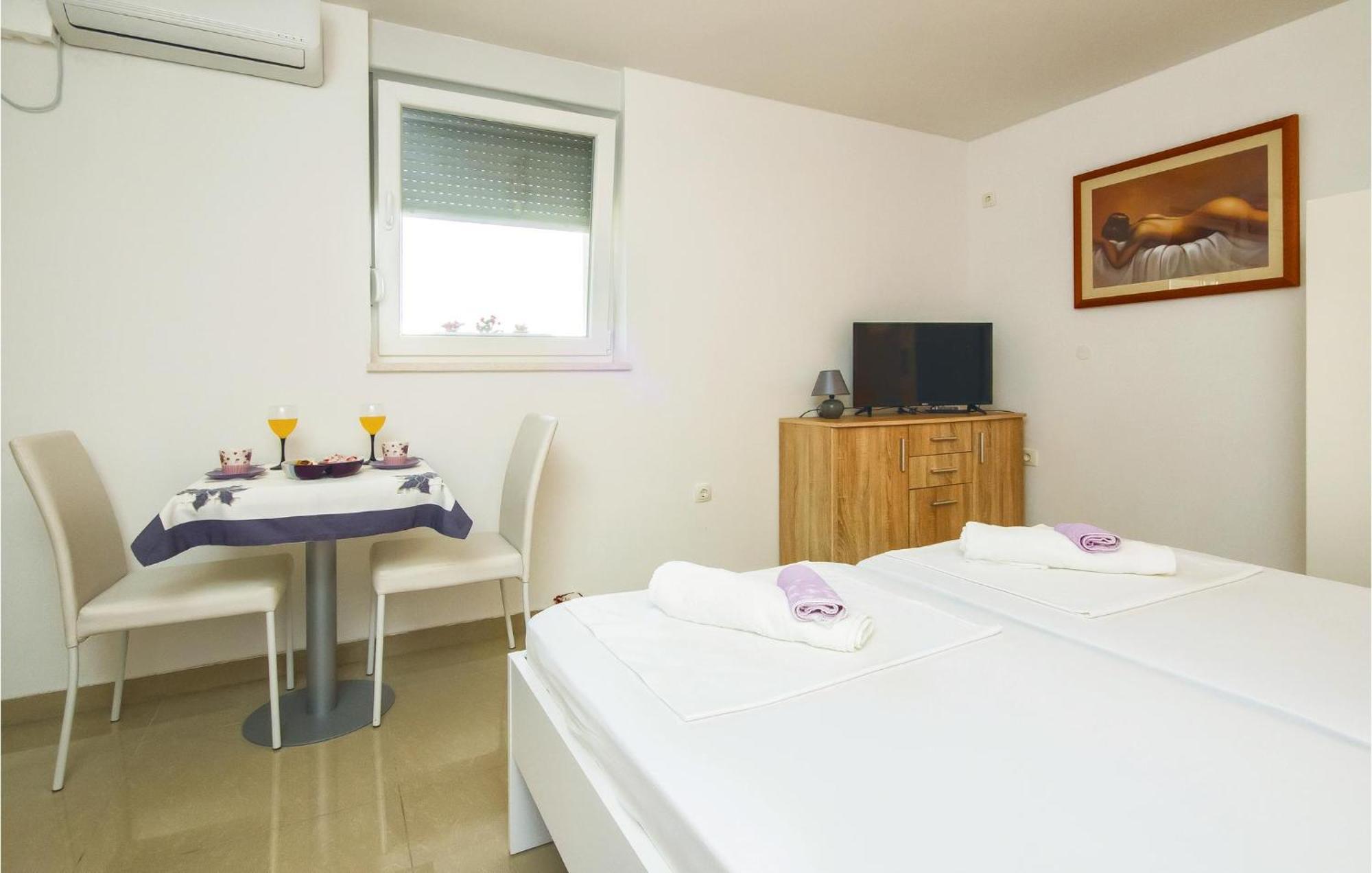 Nice Apartment In Mali Rat With Wifi Sumpetar Ngoại thất bức ảnh